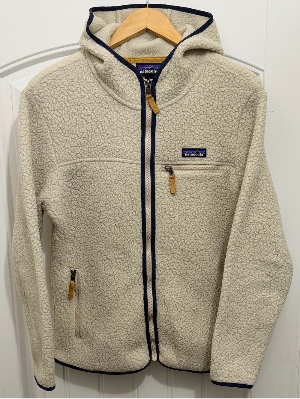 Patagonia Cream Teddy Fleece Jacket with Navy Trim